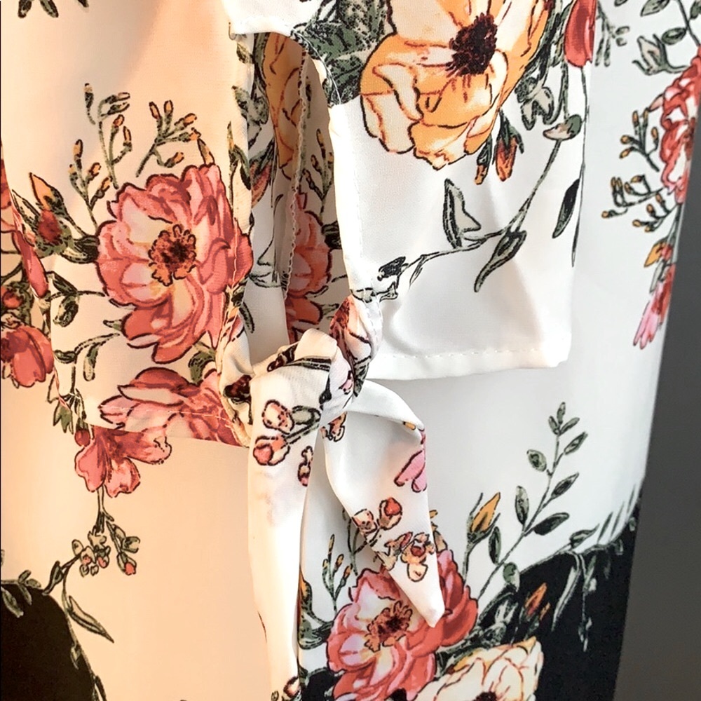 โDONATEDโWhite Black Floral Off The Shoulders Tie Sleeve Top - Picture 7 of 12